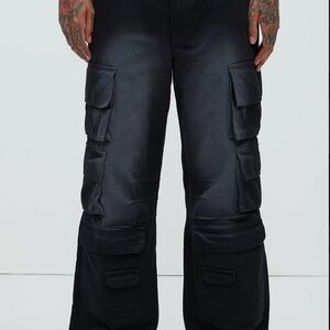 Stylish Black Cargo Jeans for Men